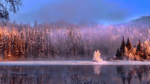 Lac pendant le raid motoneige au Canada