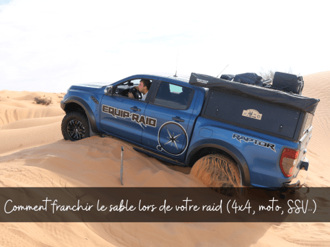 Franchissement des dunes d'un 4x4 d'Equip'Raid